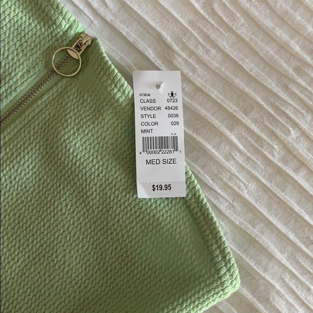 Mint green tube top nwt - Picture 2 of 2